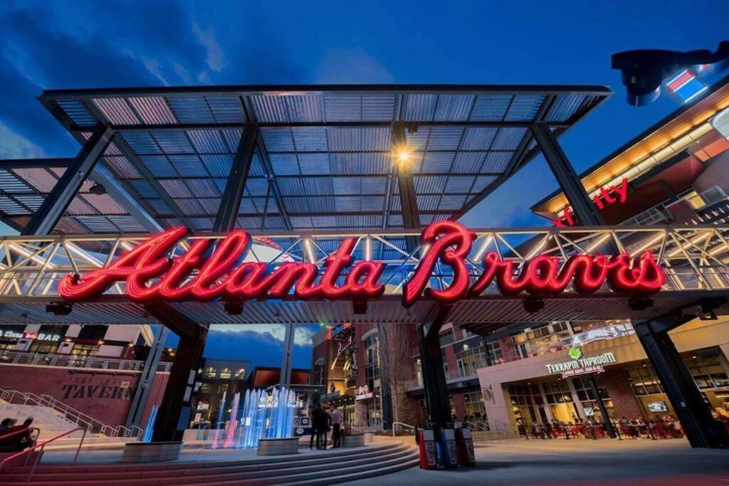 High-End On A Budget At Truist Park Atlanta Eksteriør billede